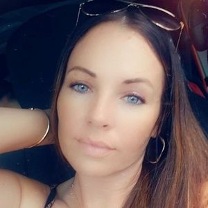 Meet your Posher, Marisa